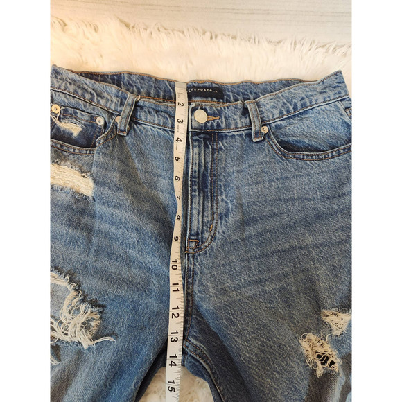 Aeropostale Women's Blue Cotton 5 Pockets Distressed High Rise Mom Jeans Size 12 - Picture 6 of 7